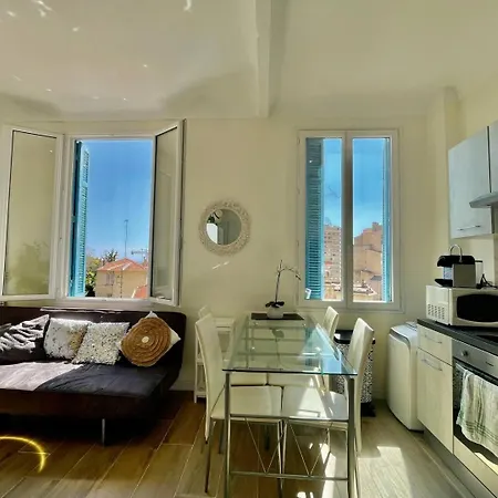 Dom wakacyjny Charming T2 - 2 Minutes Walk From Monaco