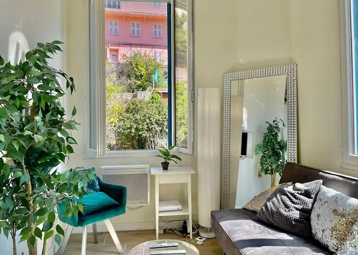 Charming T2 - 2 Minutes Walk From Monaco 펜션 보솔레이