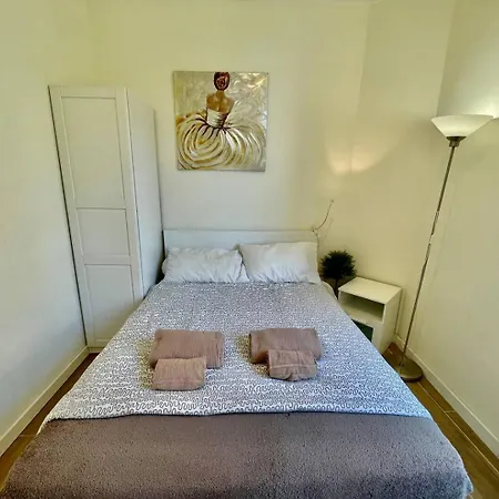 Charming T2 - 2 Minutes Walk From Monaco * ボーソレイユ