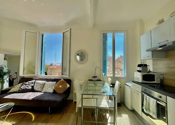 Ferienhaus Charming T2 - 2 Minutes Walk From Monaco